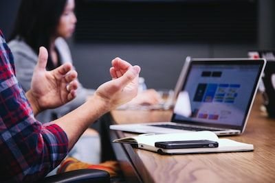 Comment bien choisir son comptable en Israël ?