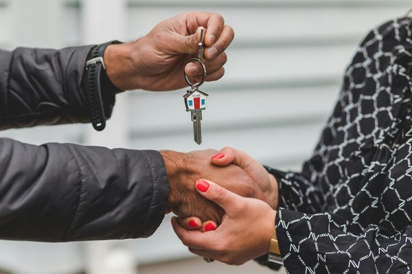 L'agence immobilière à La Tania : des services sur mesure