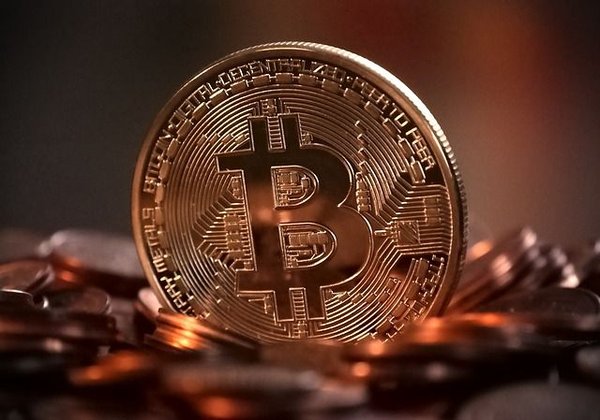 Comment réussir à investir en cryptomonnaie ?